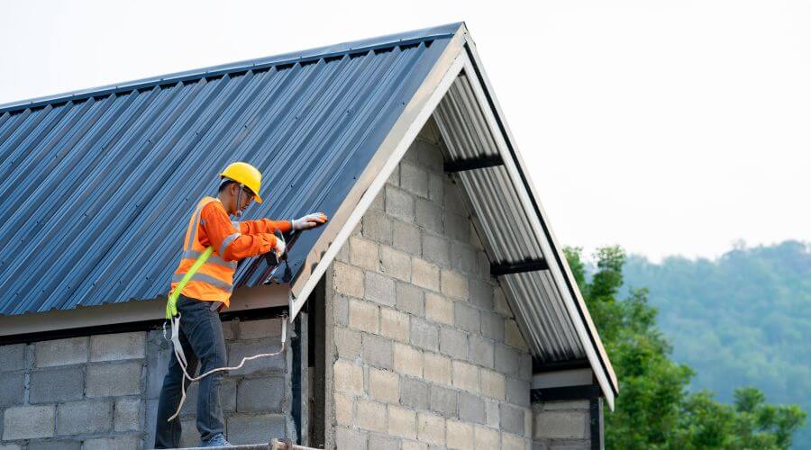 Expert Emergency Roof Repairs services in Lost Creek, KY
